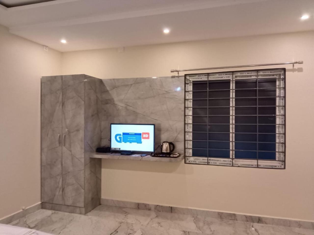 Sri Ganesh Residency Otel Tirupati Dış mekan fotoğraf