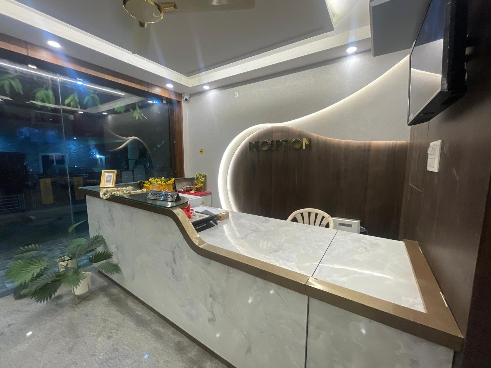 Sri Ganesh Residency Otel Tirupati Dış mekan fotoğraf