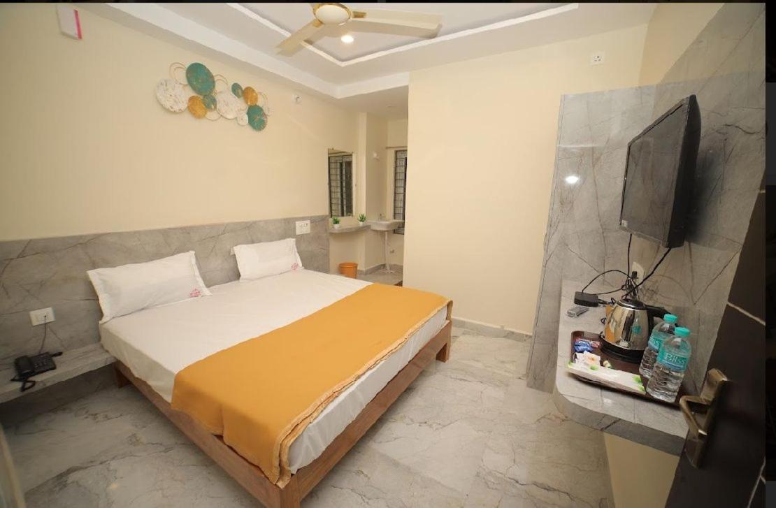 Sri Ganesh Residency Otel Tirupati Dış mekan fotoğraf