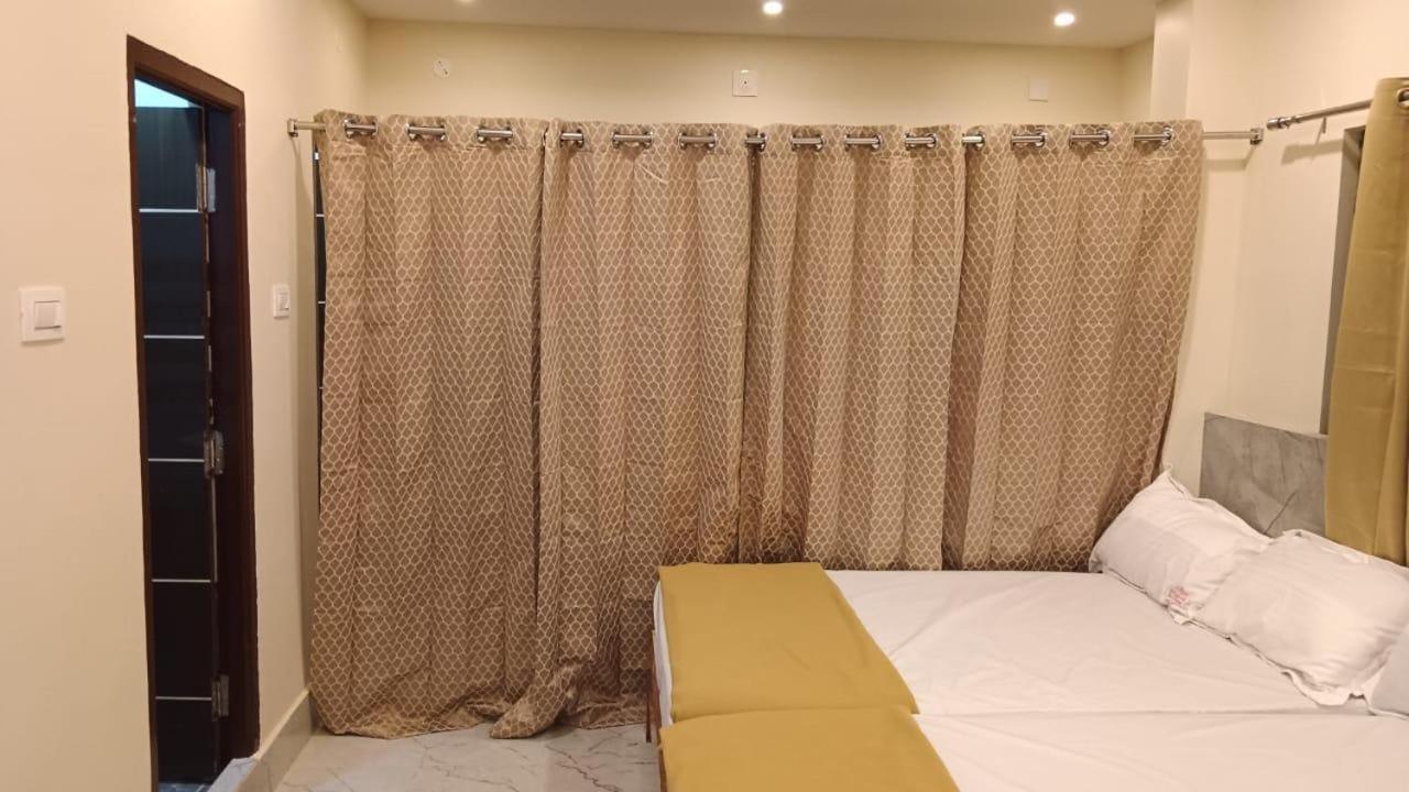 Sri Ganesh Residency Otel Tirupati Dış mekan fotoğraf